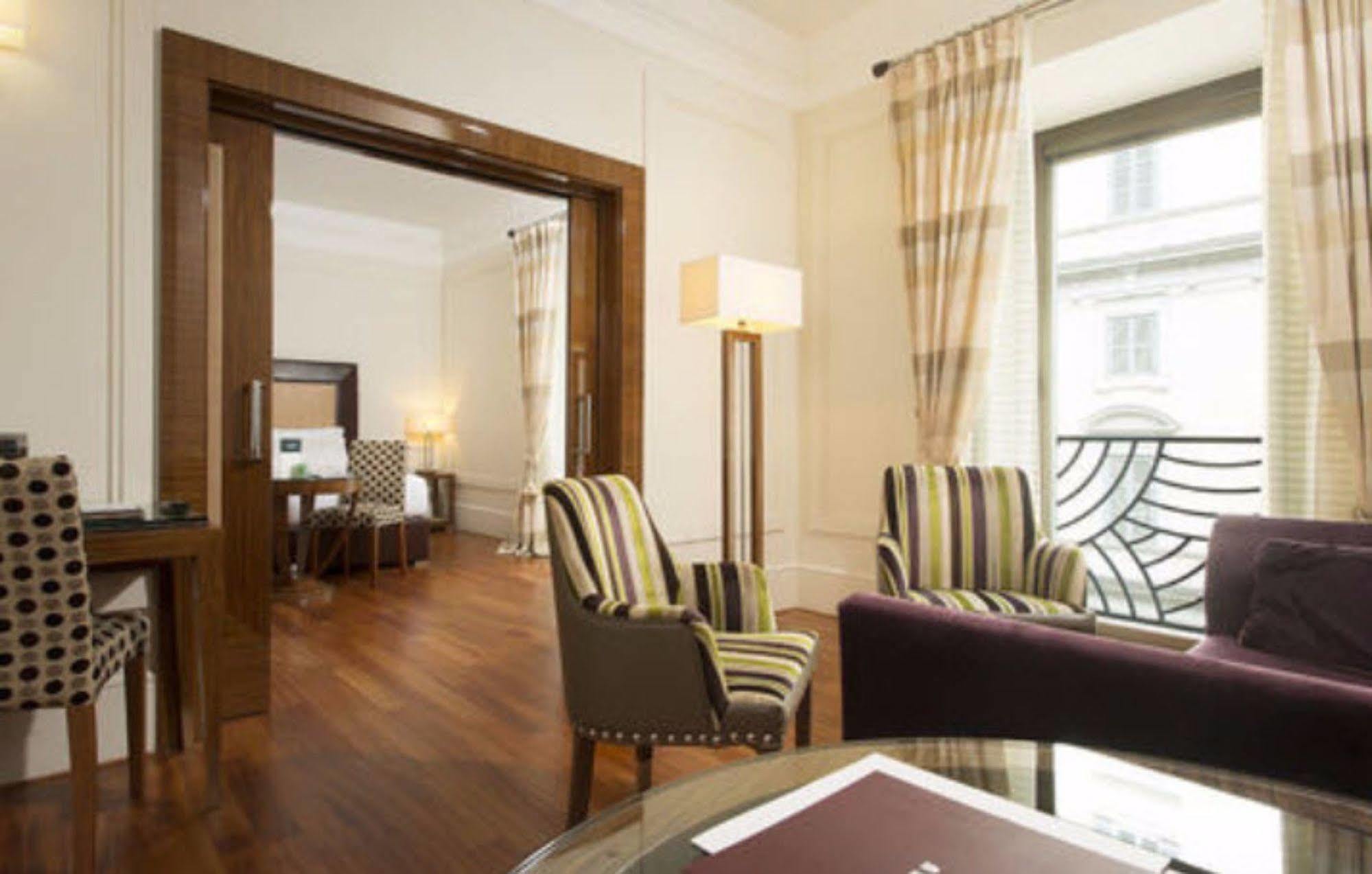 Unahotels Decò Hotel 4*